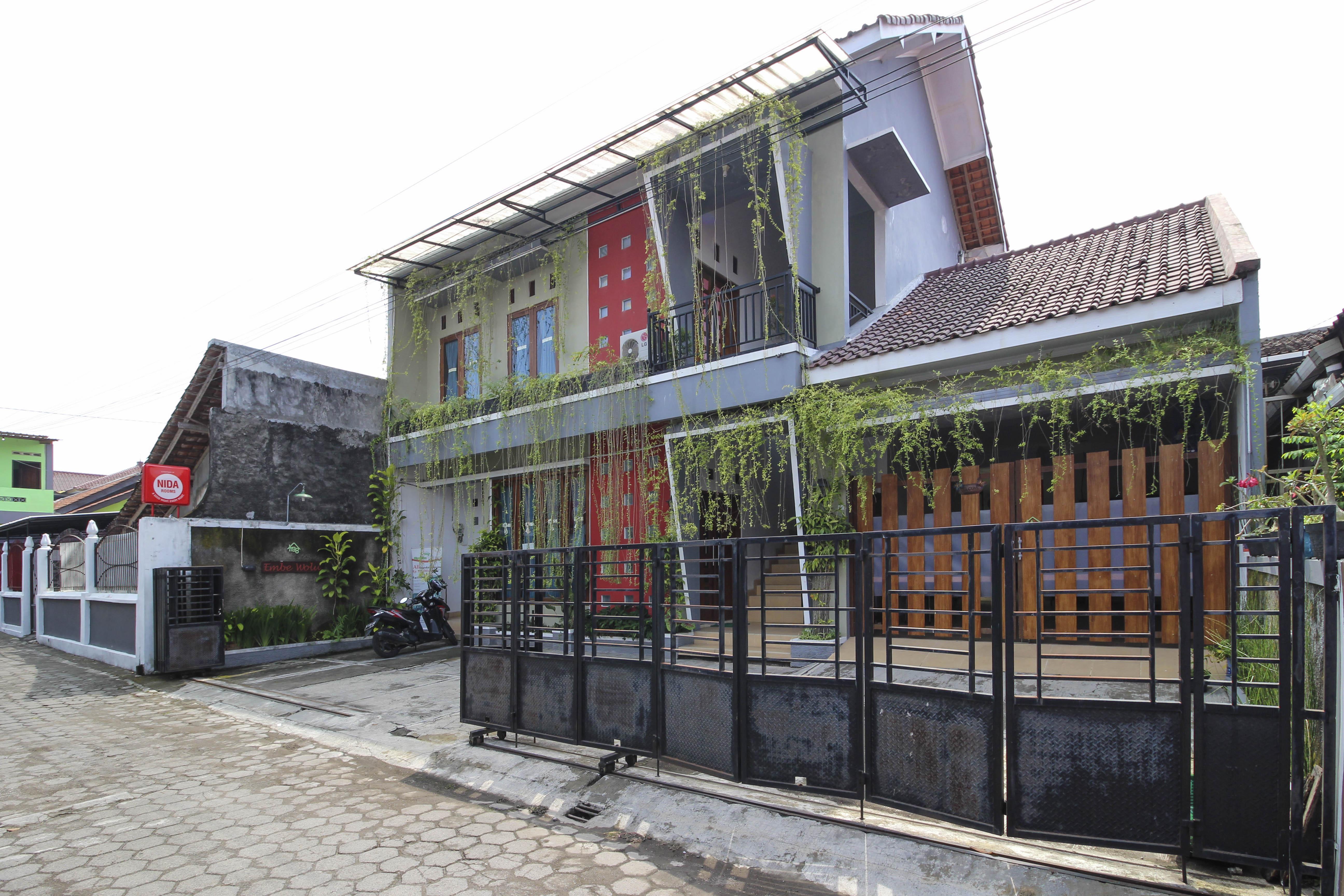 Reddoorz Near Hartono Mall Kejayan Екстериор снимка
