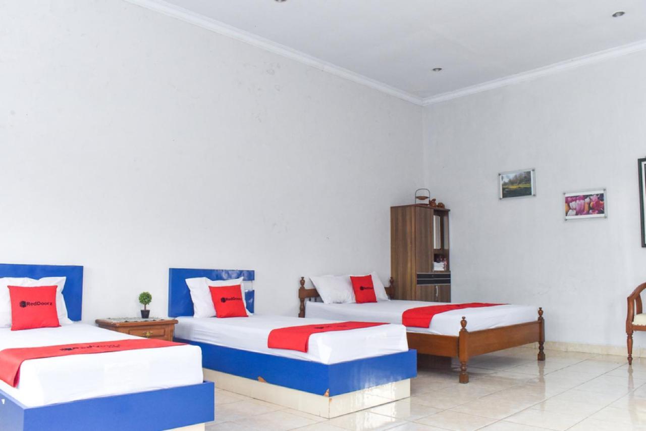 Reddoorz Near Hartono Mall Kejayan Екстериор снимка